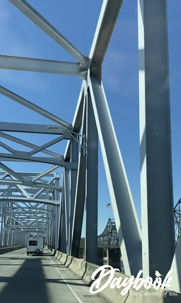 bridge over the Mississippi River