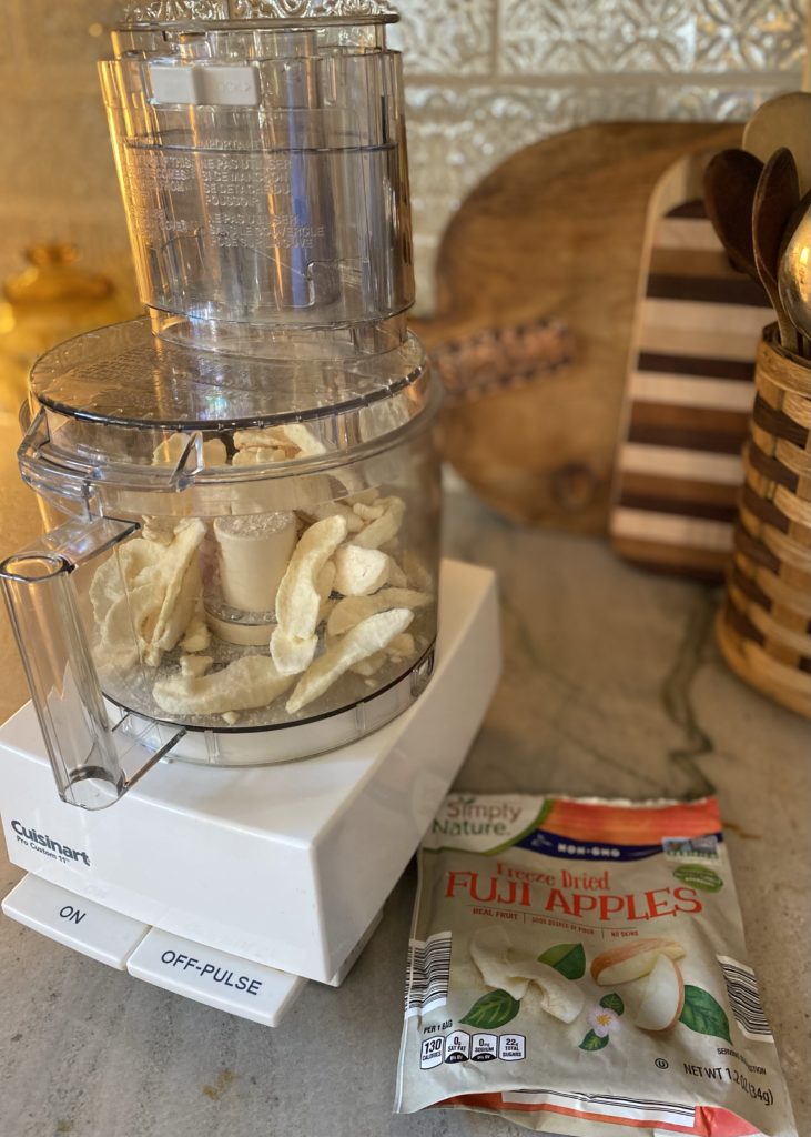 A food processor with